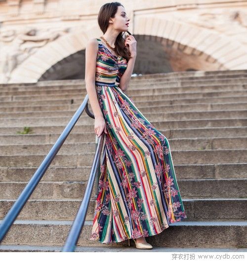 何止是眼熟，百看不厭是條紋