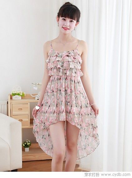 無(wú)吊帶裙不成夏天