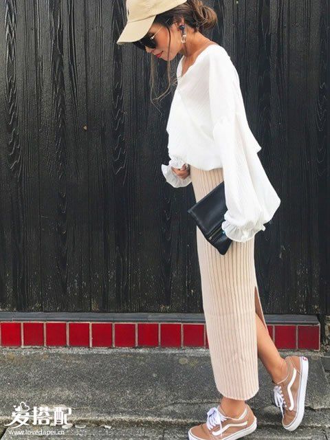 春季米色小清新穿搭，秒變氣質(zhì)鄰家女孩