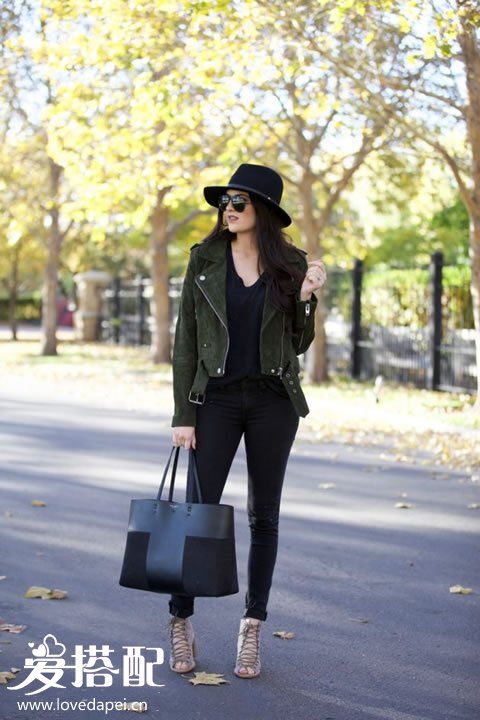 麂皮絨機(jī)車夾克搭配