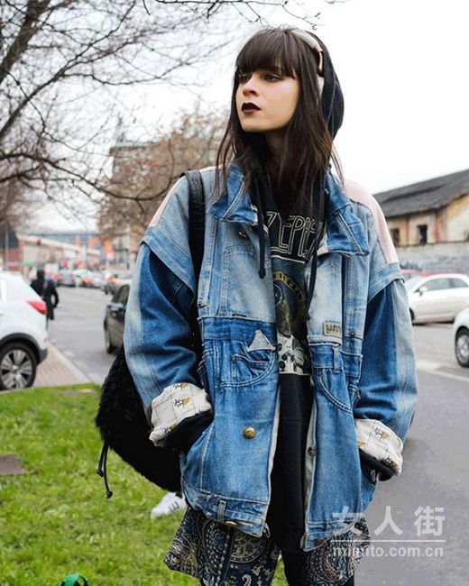 酷酷的連帽衛(wèi)衣:獻(xiàn)給深色控的你